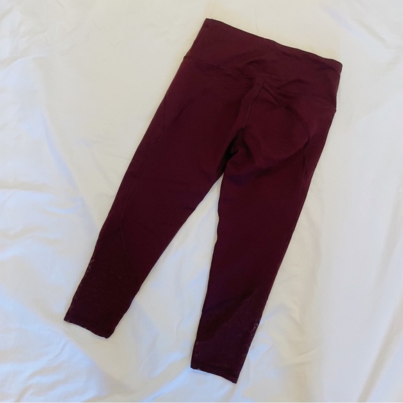 Victoria's Secret Knockout Capri Leggings Cheetah Print Mesh - Picture 3 of 11